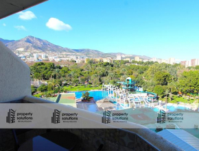 812 BENALBEACH. 1ºLinea de Playa. Vistas a la piscina y la montaña.